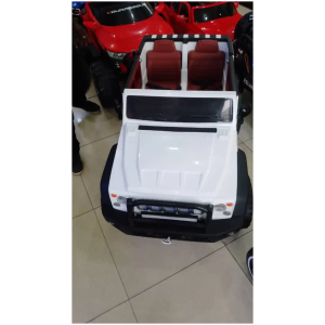 Jeu de 3 soupières en porcelaine