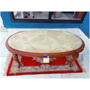 Table basse en marbre pieds en bois