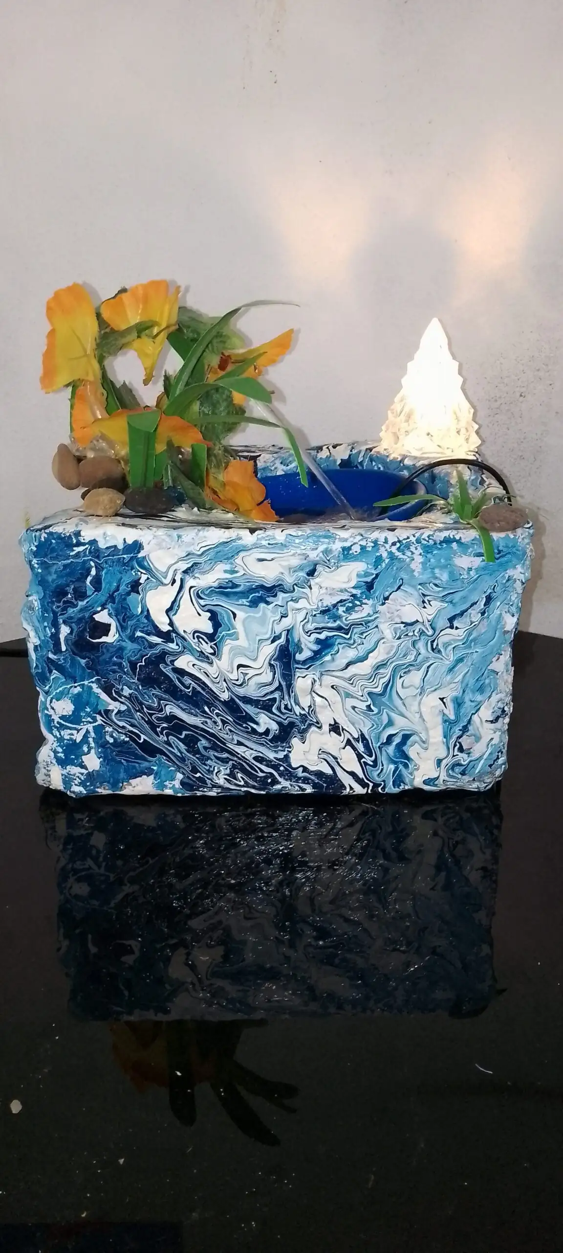 Fontaine de table motif des vagues pour décoration