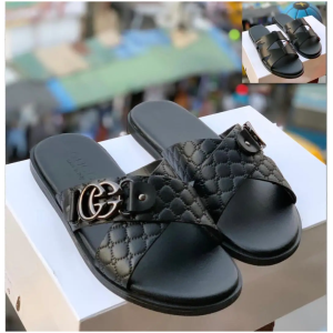 Babouches noires P39 à 46