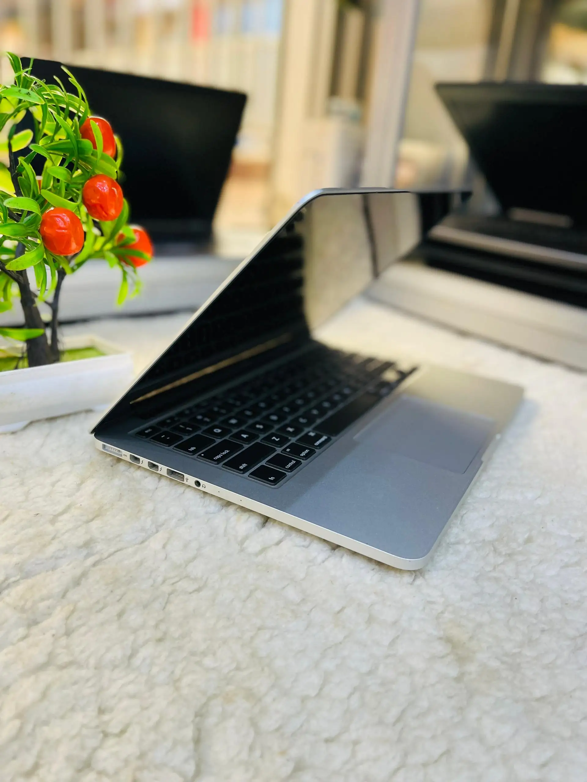 Macbook 500Go/4Go