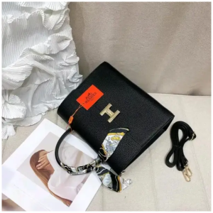 Hermes Handbags black