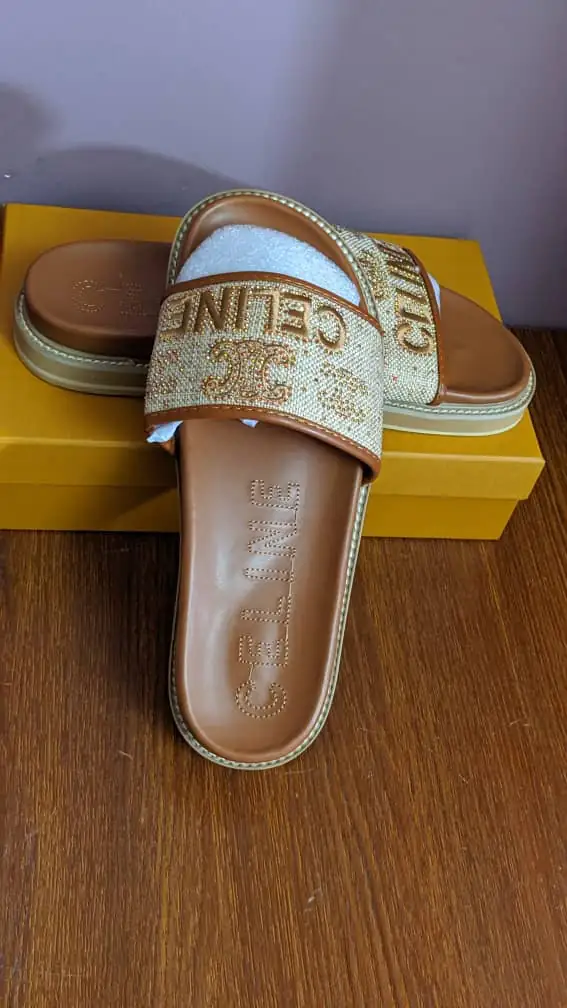 CELINE SLIPPERS