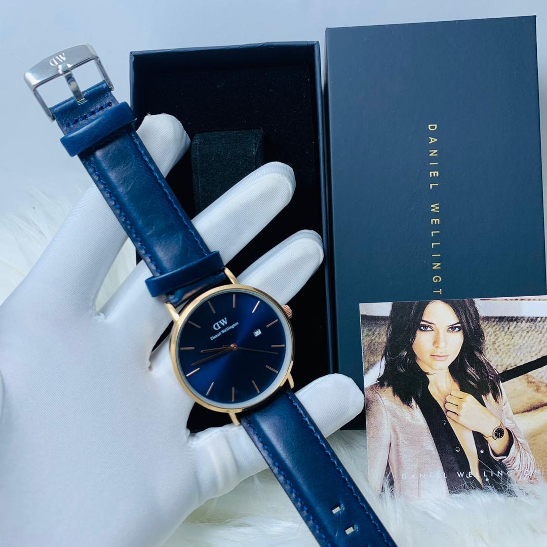 Commandez votre Montre DANIEL WELLINGTON au meilleur prix sur