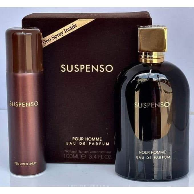 Flacon élégant du parfum pour homme SUSPENSO, présenté sur un fond neutre