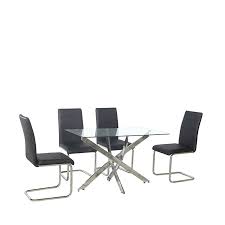 Détail d'une chaise en acier design, montrant la structure et l'assise