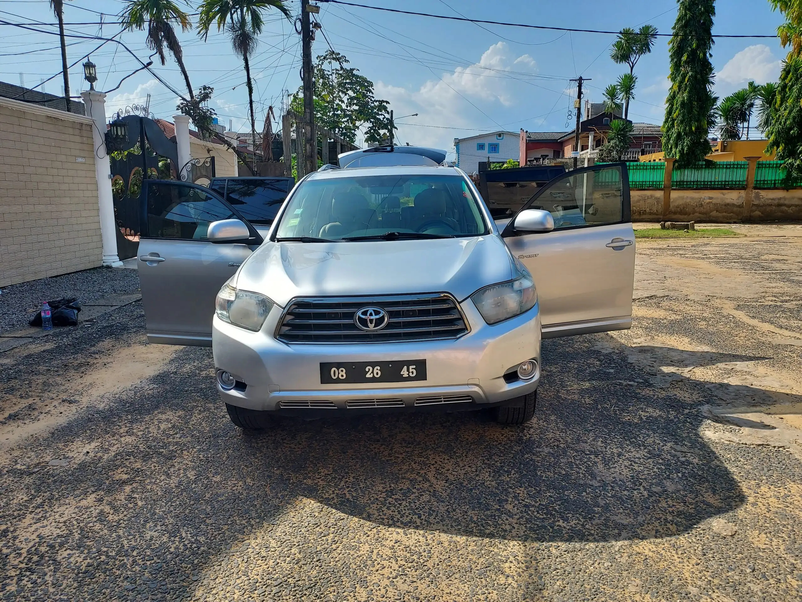 Toyota Highlander 2009 SUV Occasion USA 🇺🇸 – V6 Essence Automatique – 7 Places – Tout Équipé – Image 2