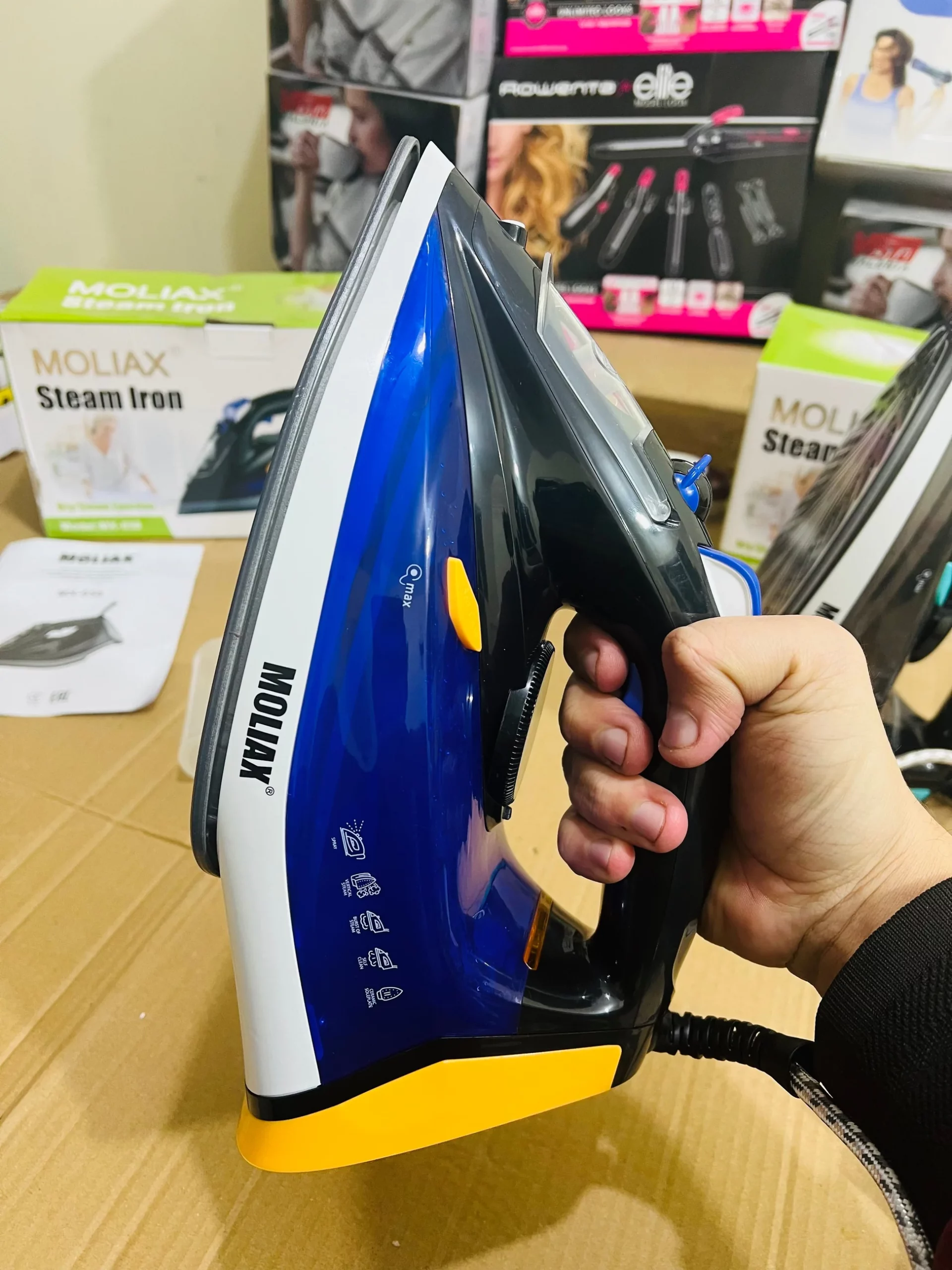 Fer à Repasser Vapeur MOLIAX MX-828 1600W - Semelle Anti-Adhésive - Débit Vapeur 25g/min - Fonction Anti-Goutte - Compact et Léger