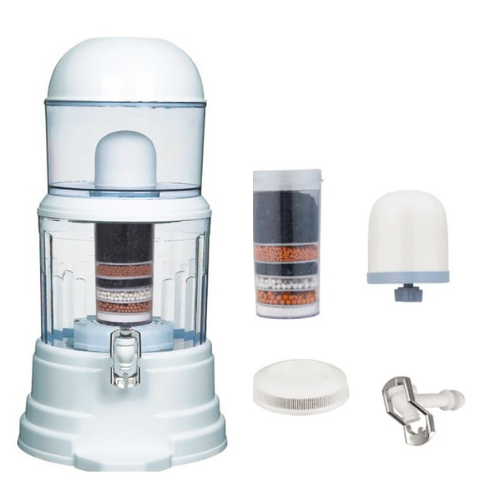 Filtre à eau E-Max 14 litres vu de face, montrant son design compact et son réservoir transparent