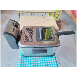 Friteuse Professionnelle d'Occasion - Capacité 8L - Puissance 2500W - Inox