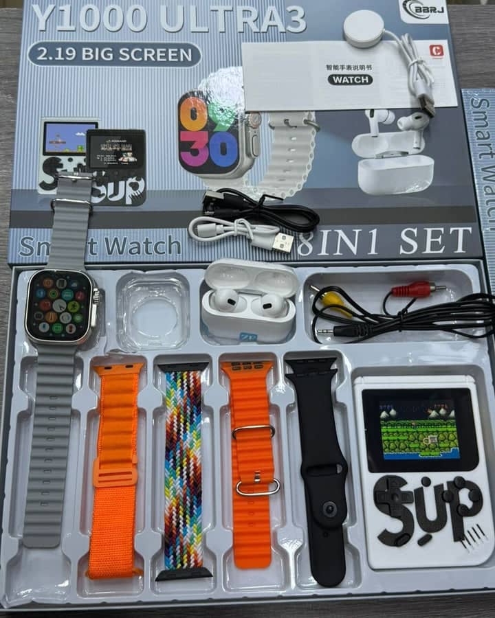 Montre Connectée Y1000 ULTRA 3 montrant son écran HD 1.9 pouces et son design élégant au poignet