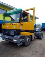 Tracteur Routier d&rsquo;Occasion Europe Diesel 2003 – Suspension à Lames AV/AR – Transmission Automatique – Prêt à l&rsquo;Emploi