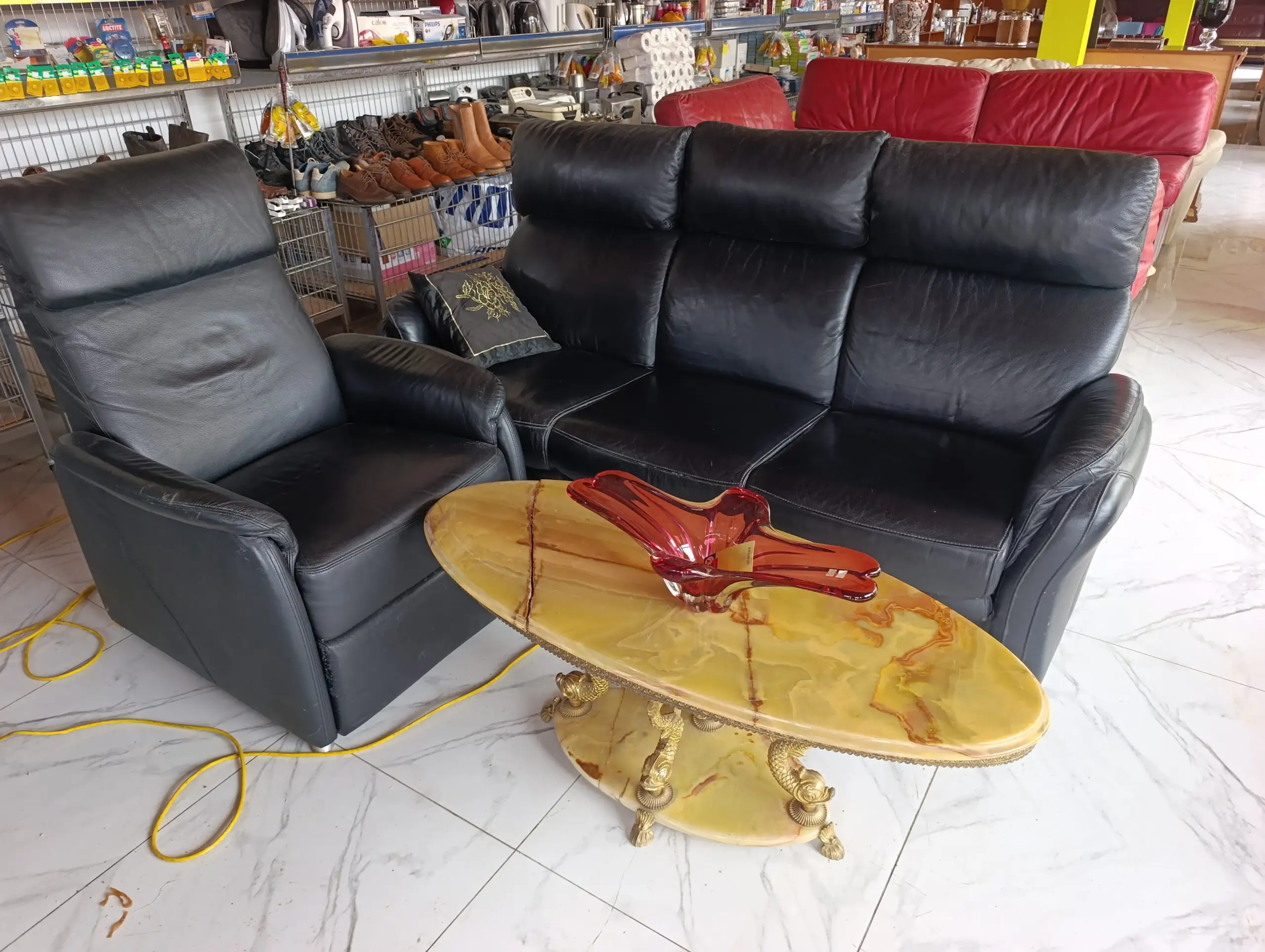 Canapé 4 Places en Cuir Véritable d'Occasion - Salon Vintage Rétro - Structure Bois Massif – Image 2