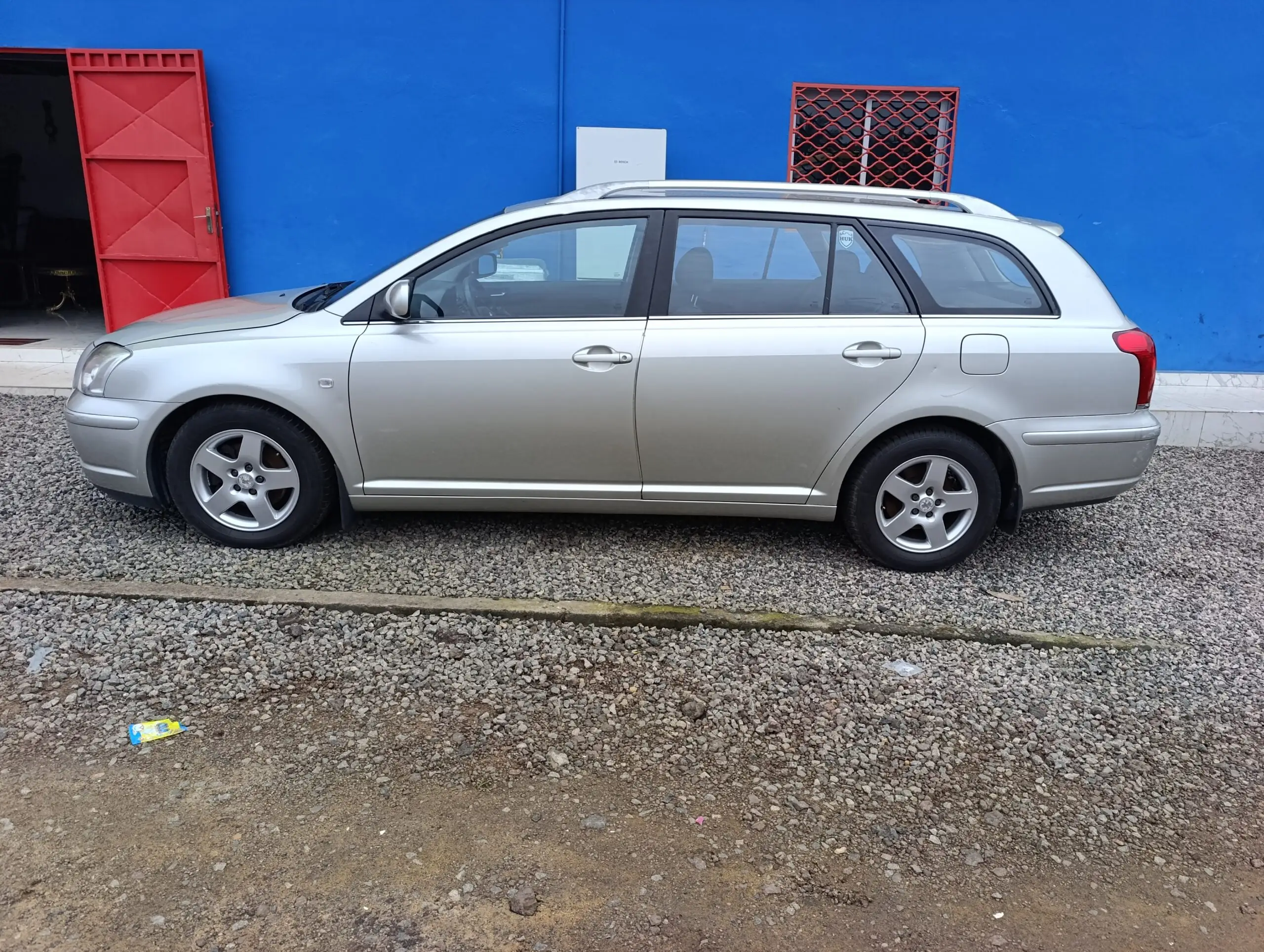 Toyota Avensis Occasion 2005 - Berline Essence - Modèle Européen - Bon État Général