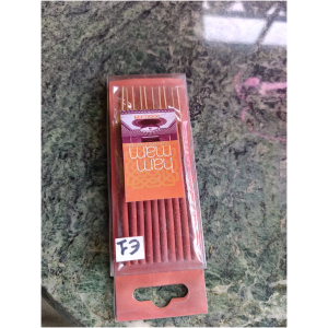 Encens Thaïlandais – Lot de 50 Bâtonnets – Parfums Naturels – Pour Cérémonies et Événements Spéciaux