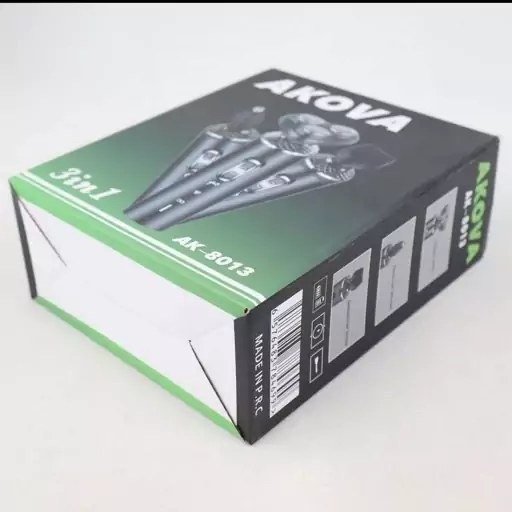 Détail des lames et de la tête de coupe du rasoir Akova AK-80134