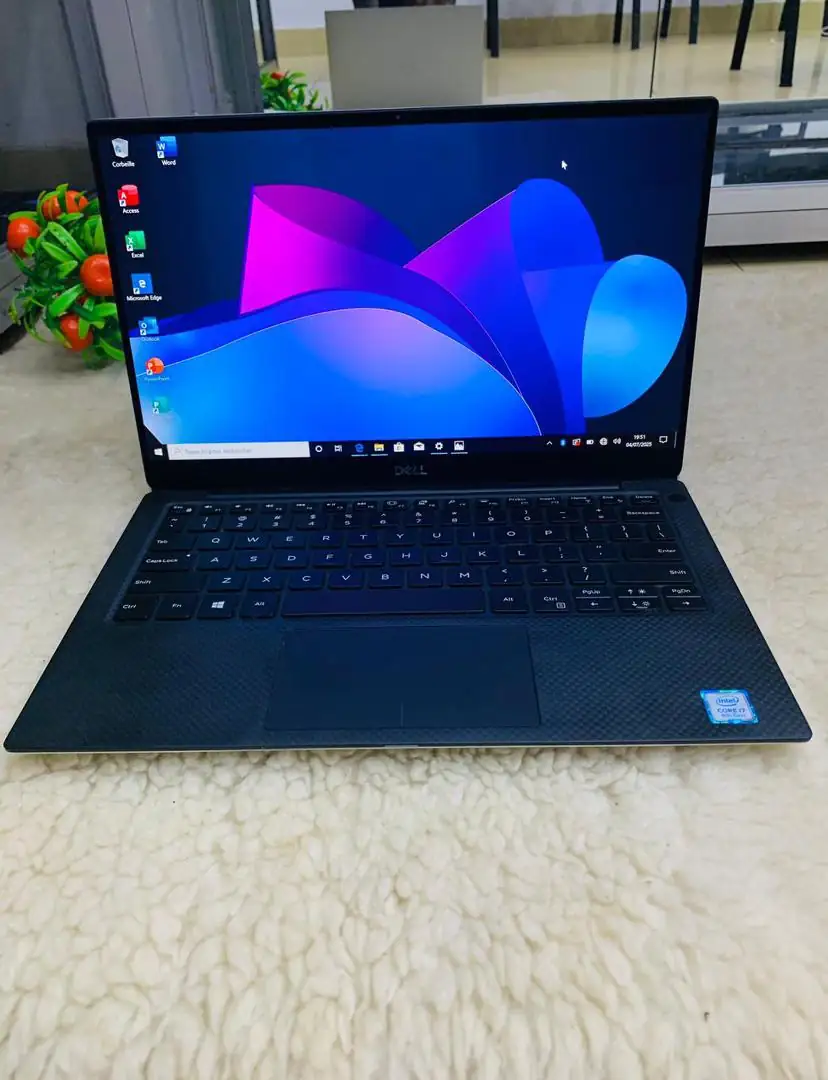 PC Portable Dell XPS 13 Ultra Slim Core i5 6e Gen 8Go RAM SSD 256Go 4K – Image 2