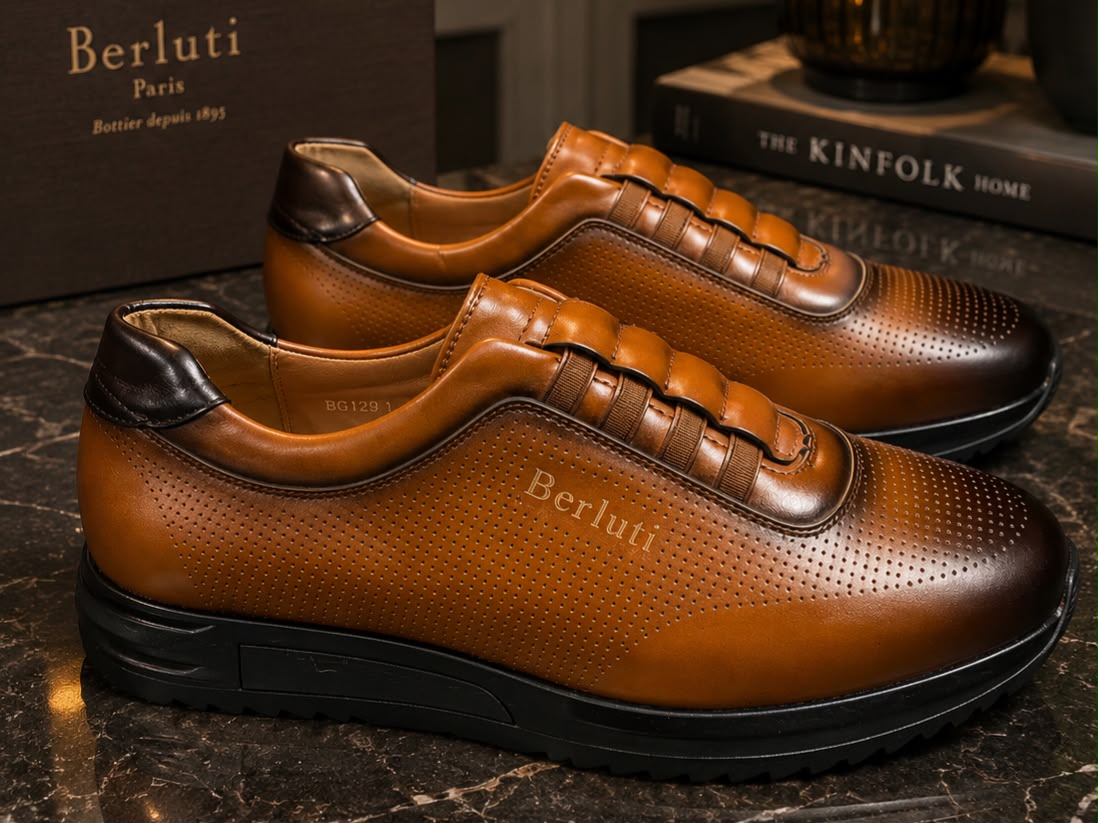 Berluti Sneakers Cuir Noir Dégradé Semelle Blanche Pointures 40 à 46 – Image 4