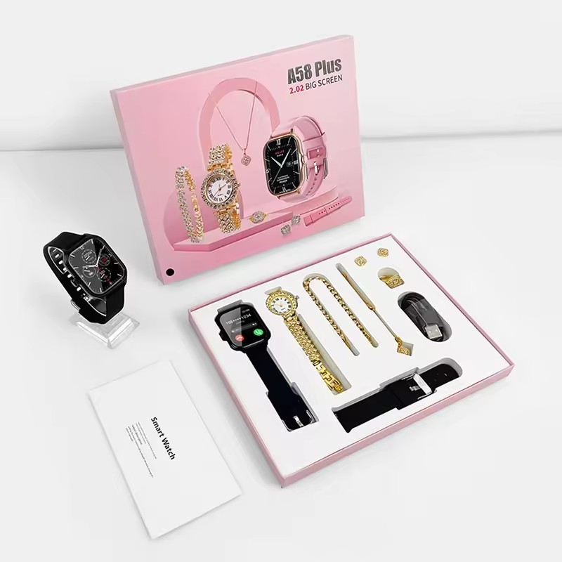 Vue détaillée des bijoux et de la montre classique dans le coffret