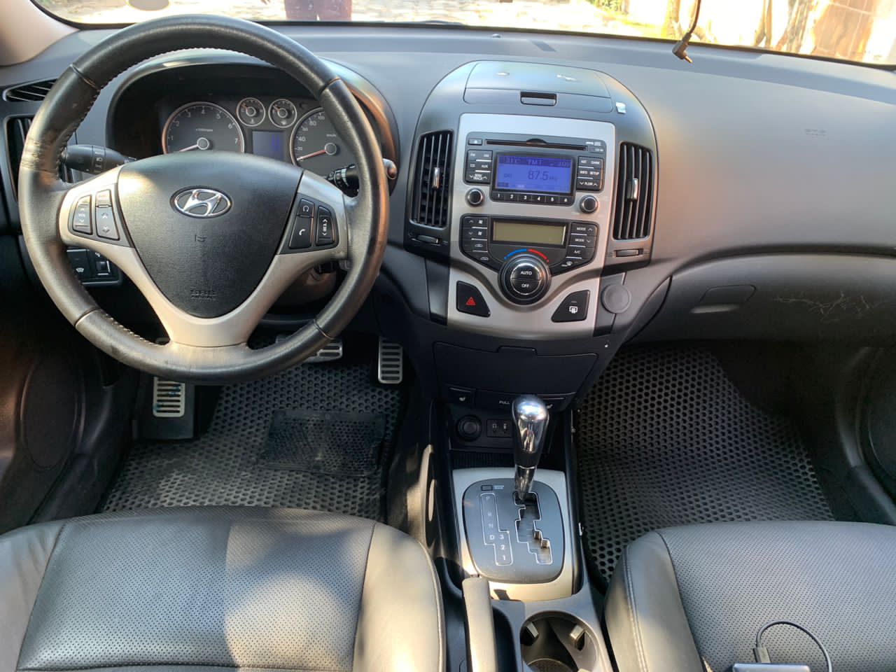 Hyundai i30 2010 en circulation, compacte fiable pour trajets quotidiens